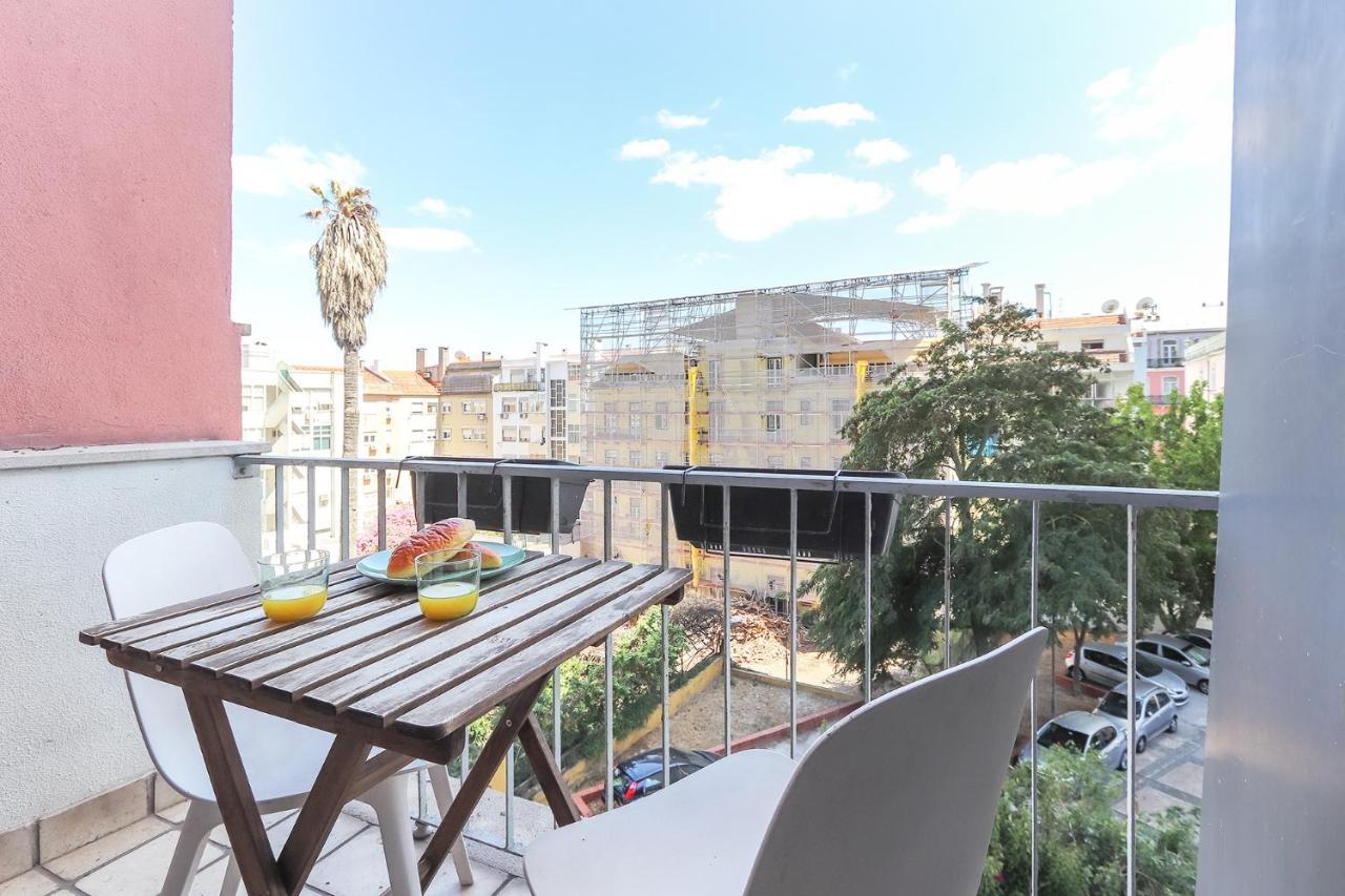 Alcantara Balcony By Homing Lisbon